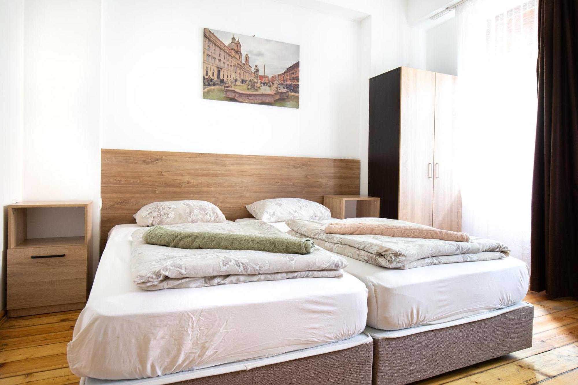En-Suite Rooms: Novа Guesthouse In Sofia Center Exterior foto